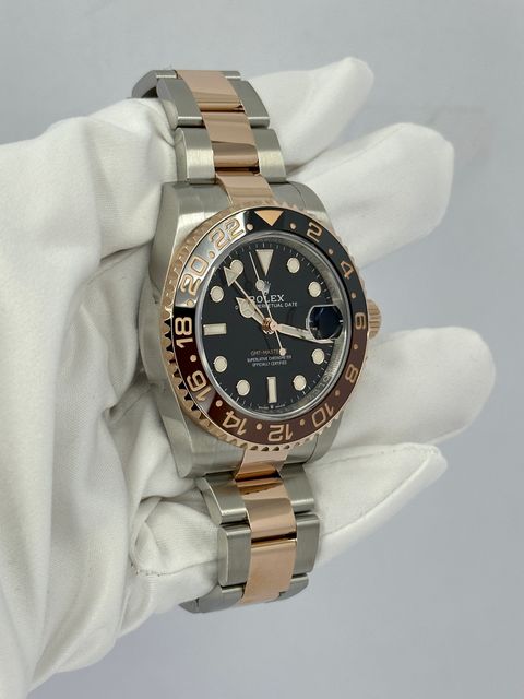 Rolex GMT Master II 126711 CHNR Image 2